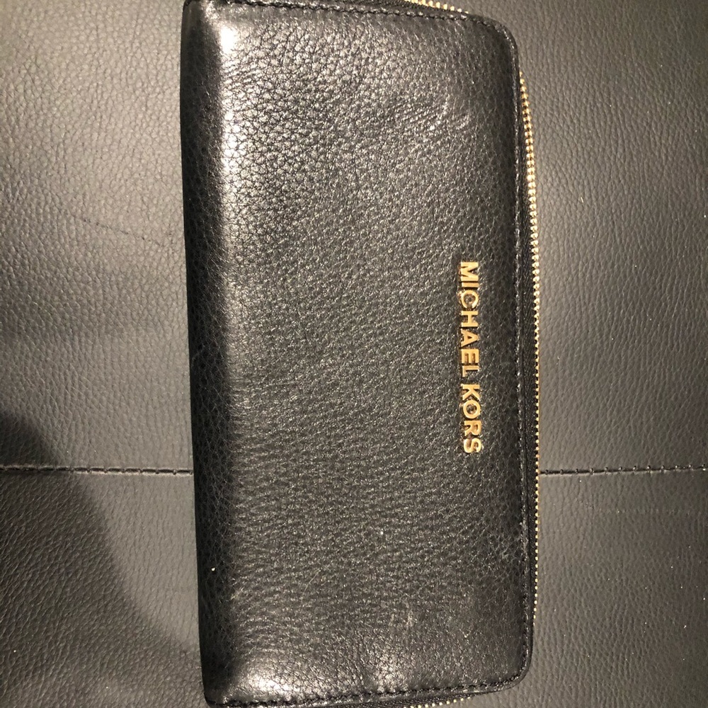Michael Kors wallet